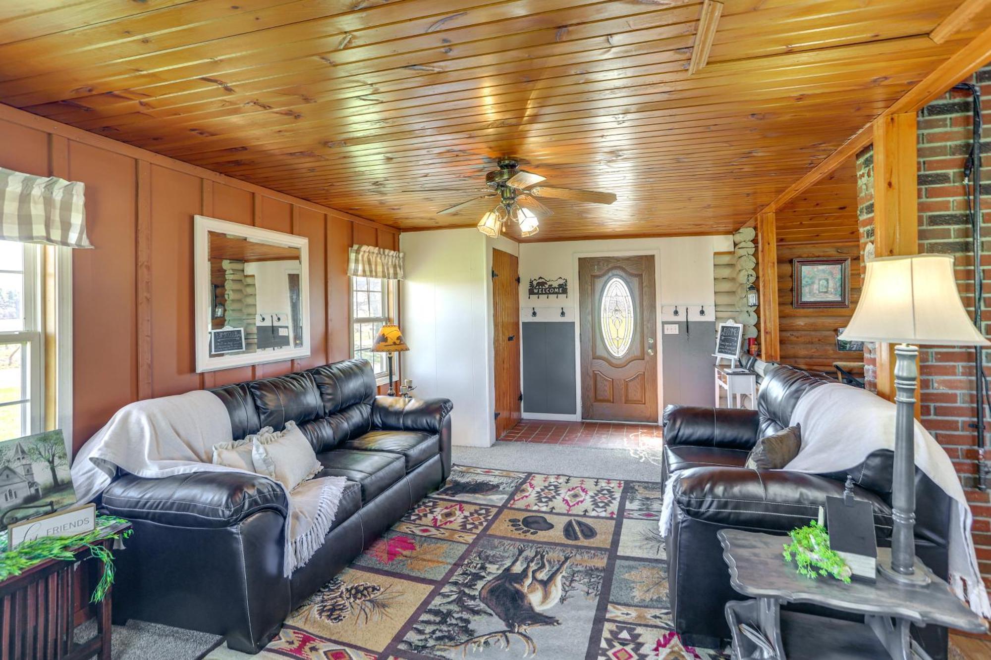 Quiet Shiloh Retreat With Spacious Yard And Fireplace! Exteriör bild